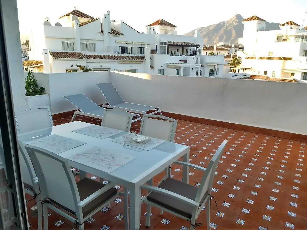 Spacious, Fresh And Fantastic Views Apartment Marbella