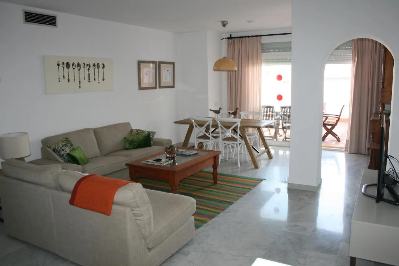 דירות מארבלה Spacious, Fresh And Fantastic Views 0*,  ספרד
